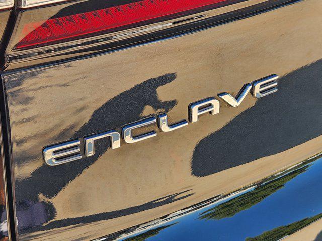 used 2025 Buick Enclave car, priced at $36,034