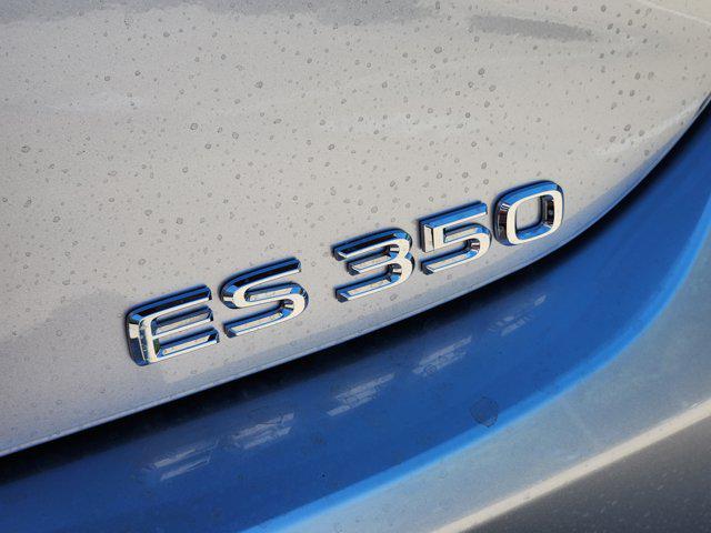 new 2025 Lexus ES 350 car, priced at $51,169