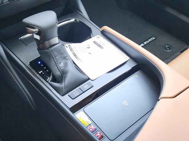 new 2025 Lexus ES 300h car, priced at $54,315