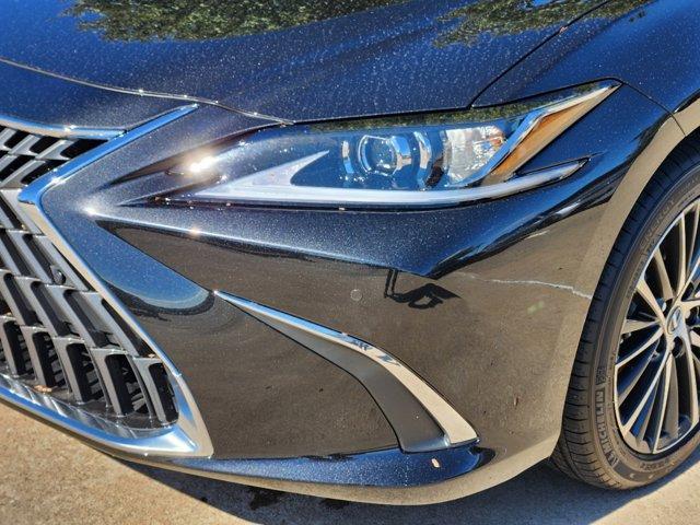 new 2025 Lexus ES 350 car, priced at $48,229