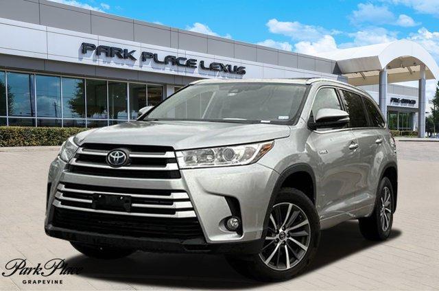 used 2018 Toyota Highlander Hybrid car, priced at $29,788