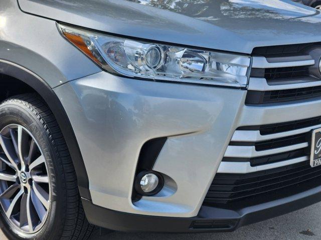 used 2018 Toyota Highlander Hybrid car, priced at $29,175