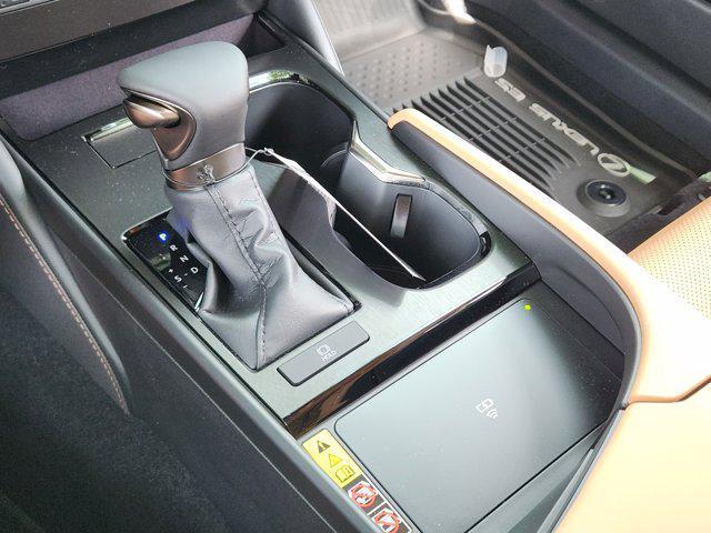 new 2025 Lexus ES 350 car, priced at $51,390