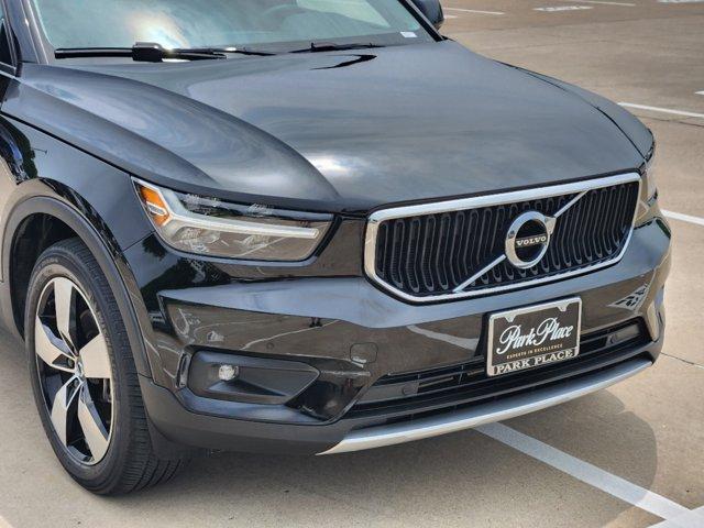 used 2021 Volvo XC40 car, priced at $26,995