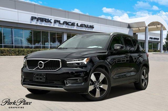 used 2021 Volvo XC40 car, priced at $30,975