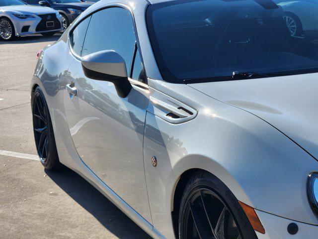 used 2020 Toyota 86 car, priced at $20,994