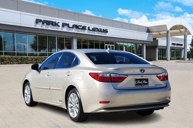 used 2013 Lexus ES 300h car, priced at $18,310