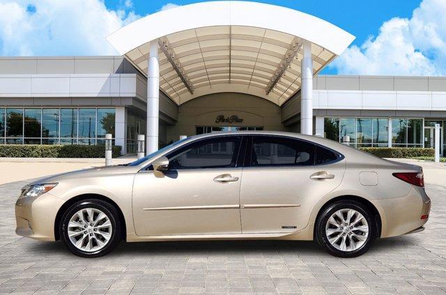 used 2013 Lexus ES 300h car, priced at $18,310