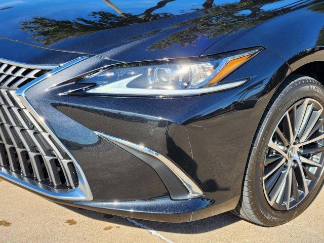 new 2025 Lexus ES 350 car, priced at $49,989