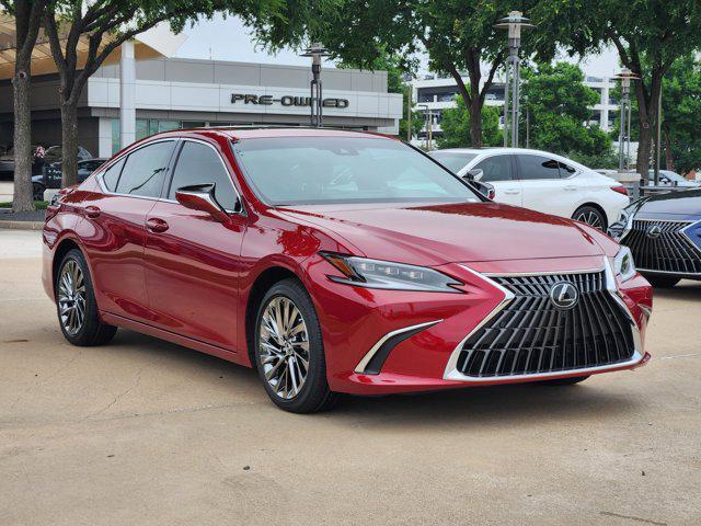 new 2025 Lexus ES 300h car, priced at $57,209