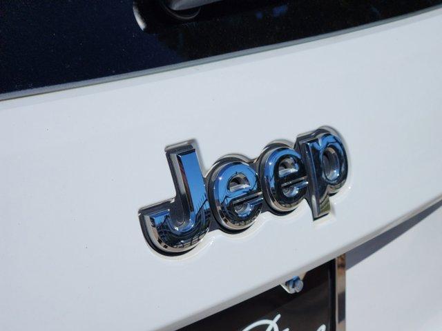 used 2022 Jeep Grand Cherokee WK car, priced at $23,207