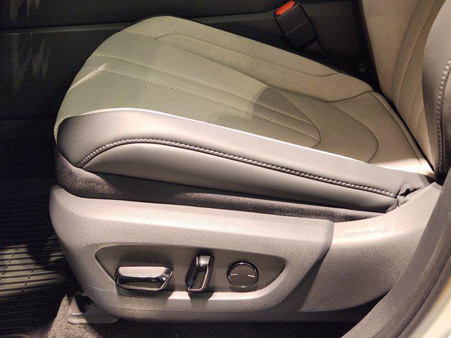 new 2026 Lexus TX 500h car, priced at $86,678