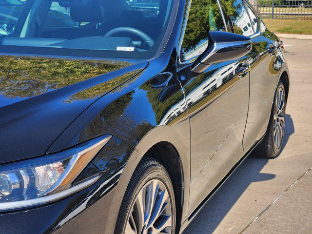 used 2019 Lexus ES 350 car, priced at $30,975