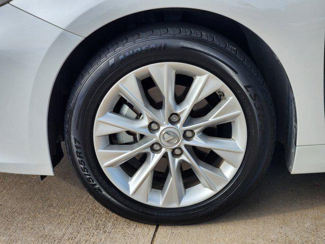 used 2013 Lexus ES 300h car, priced at $12,988