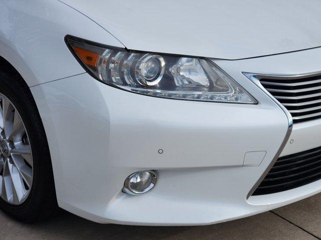 used 2013 Lexus ES 300h car, priced at $12,988