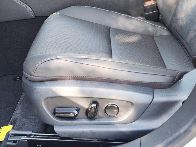 new 2025 Lexus ES 350 car, priced at $50,619