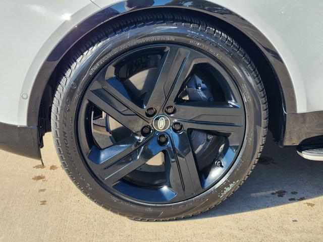 used 2024 Land Rover Discovery car, priced at $58,975