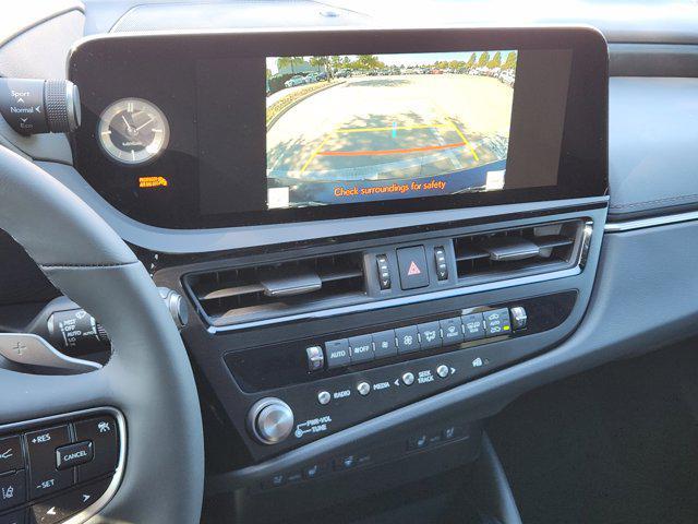 new 2025 Lexus ES 350 car, priced at $50,119