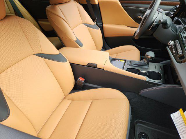 new 2025 Lexus ES 350 car, priced at $50,479