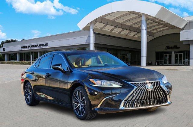 new 2025 Lexus ES 300h car, priced at $51,304