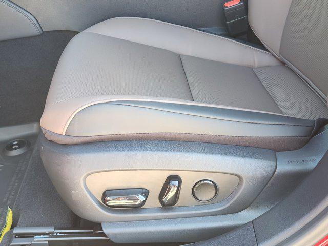 new 2025 Lexus ES 300h car, priced at $51,689