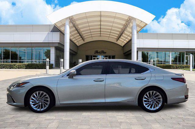 used 2021 Lexus ES 300h car, priced at $27,988