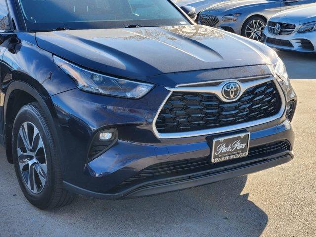 used 2023 Toyota Highlander car, priced at $35,975