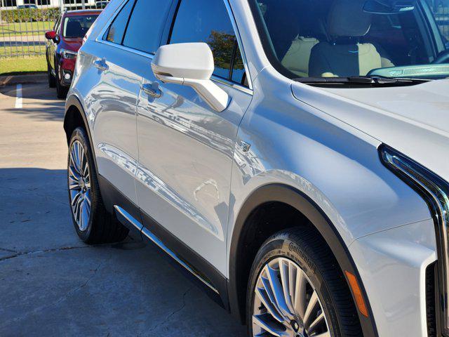 used 2025 Cadillac XT4 car, priced at $35,975