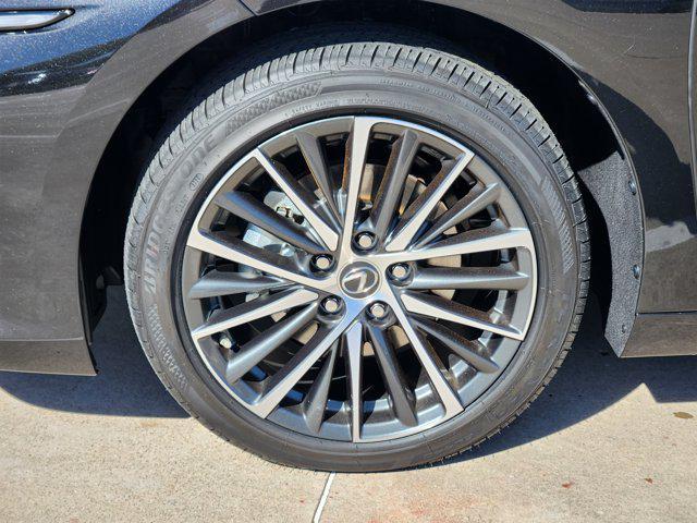 new 2025 Lexus ES 350 car, priced at $49,790