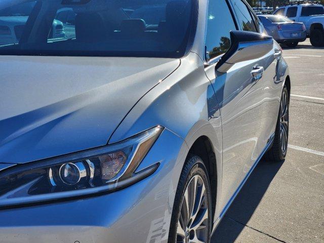 used 2020 Lexus ES 300h car, priced at $28,706