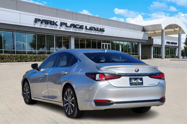 used 2020 Lexus ES 300h car, priced at $28,706