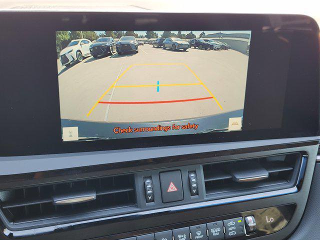 new 2025 Lexus ES 350 car, priced at $52,319