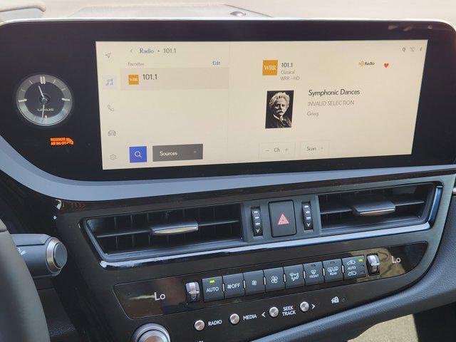 new 2025 Lexus ES 350 car, priced at $52,319