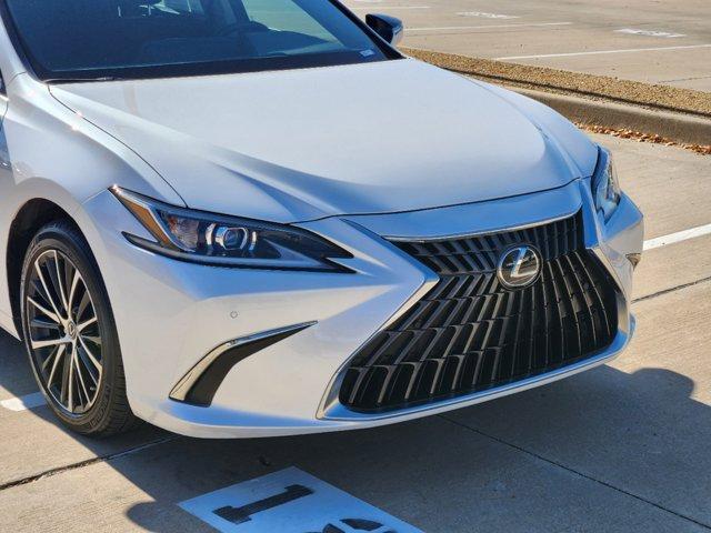 used 2024 Lexus ES 250 car, priced at $41,081