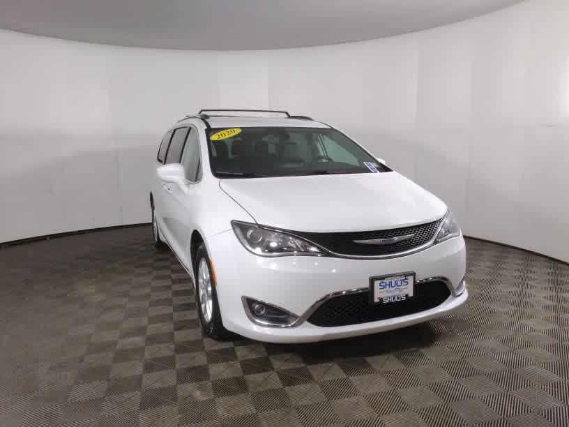 used 2020 Chrysler Pacifica car, priced at $21,500