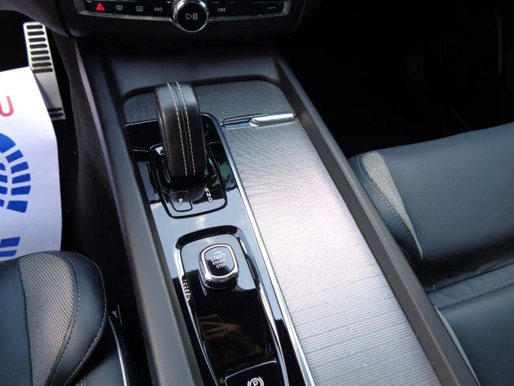 used 2022 Volvo XC60 car, priced at $35,995