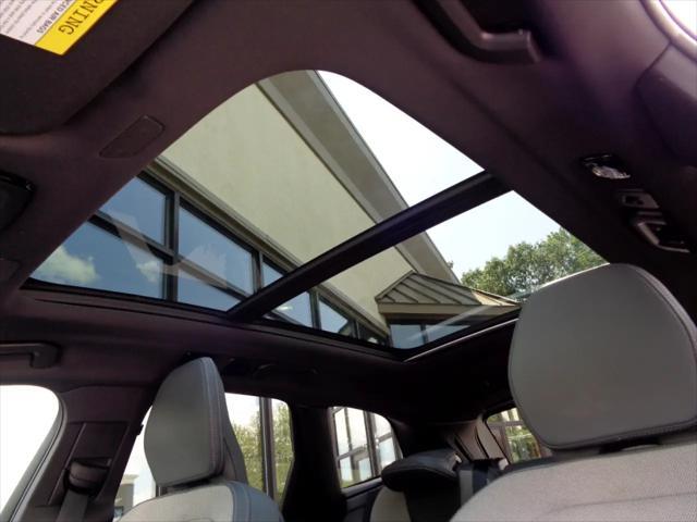 used 2022 Volvo XC60 car, priced at $39,495