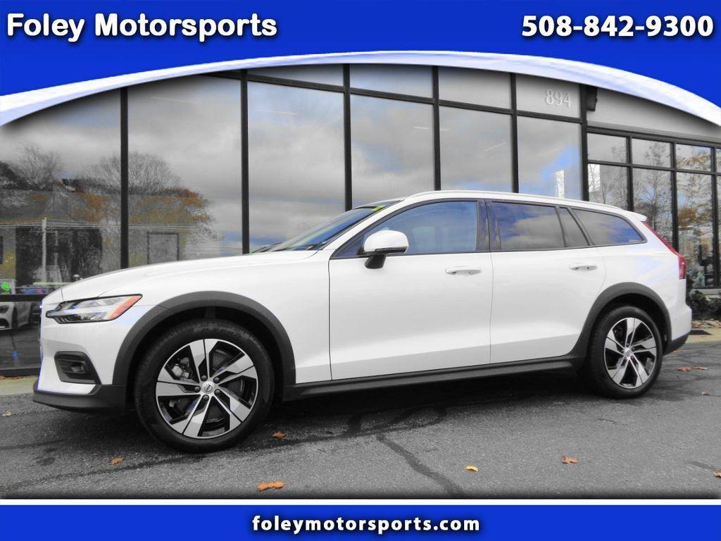 used 2024 Volvo V60 Cross Country car, priced at $40,895