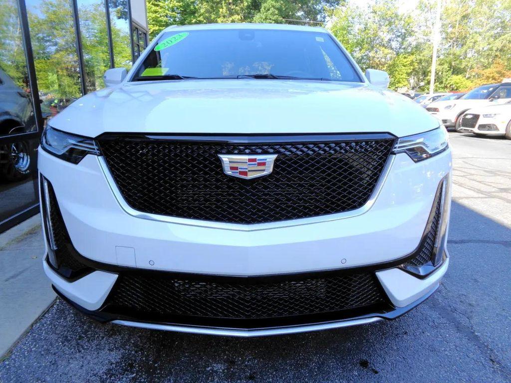used 2023 Cadillac XT6 car, priced at $45,895