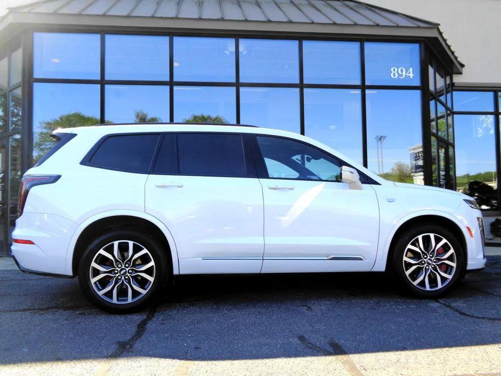 used 2023 Cadillac XT6 car, priced at $45,895