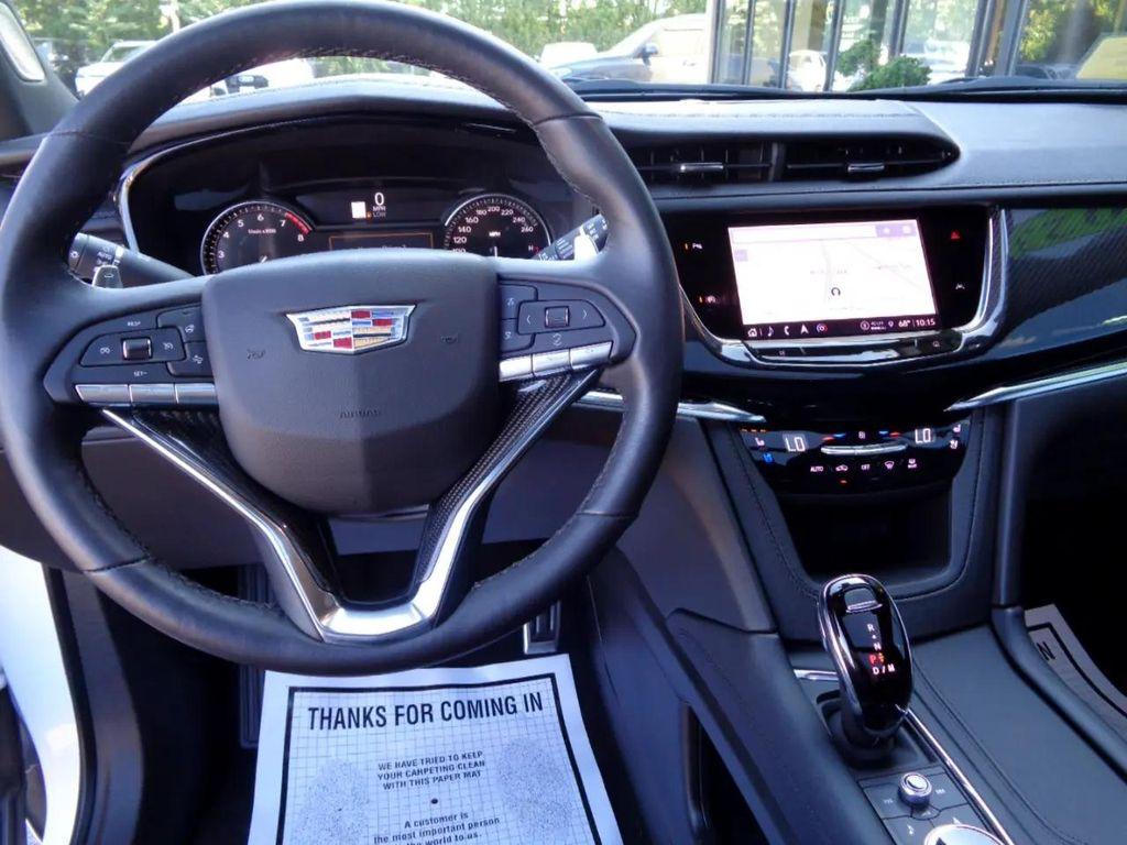 used 2023 Cadillac XT6 car, priced at $45,895