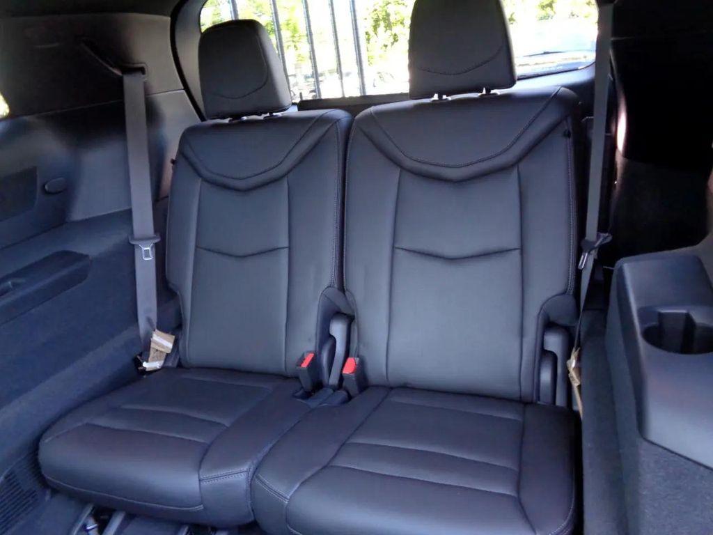 used 2023 Cadillac XT6 car, priced at $45,895