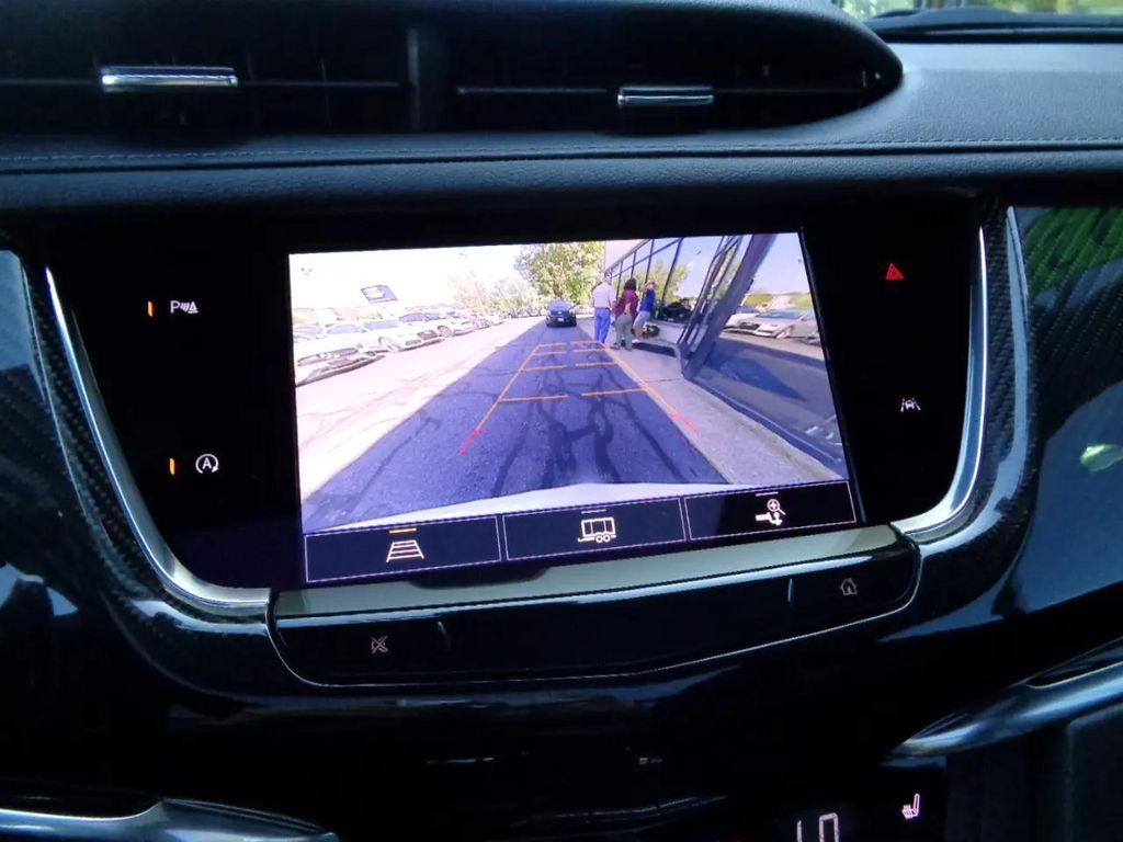 used 2023 Cadillac XT6 car, priced at $45,895