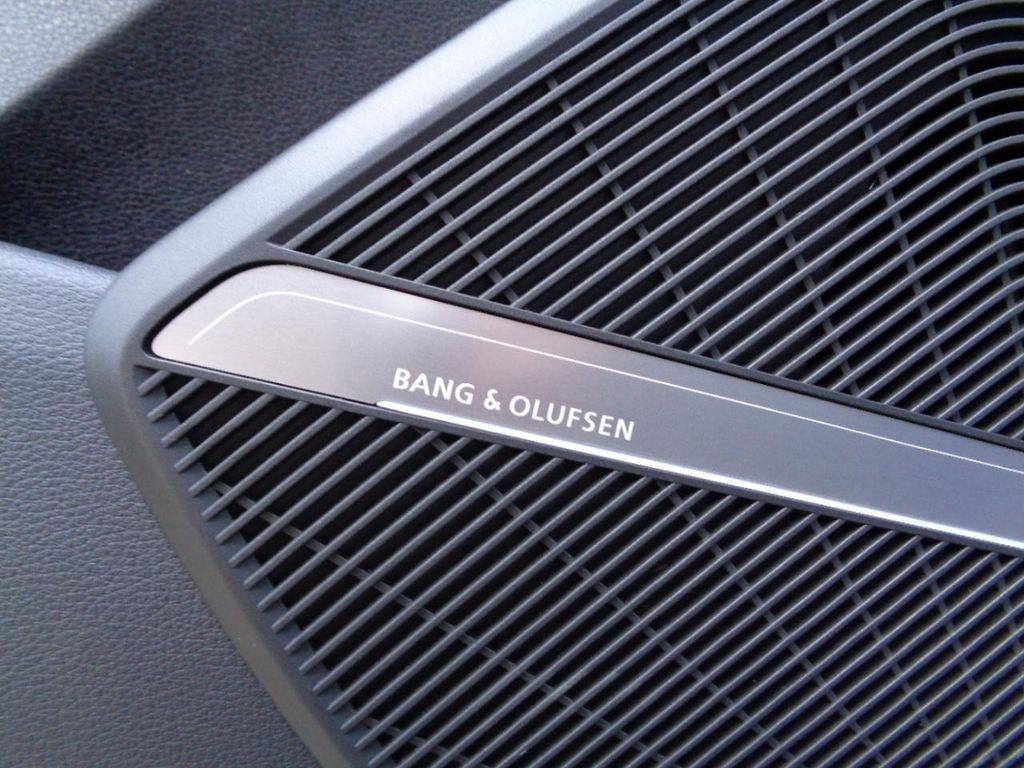 used 2023 Audi SQ5 car