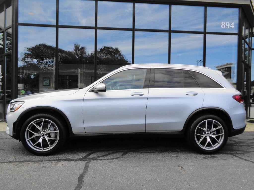 used 2021 Mercedes-Benz GLC 300 car
