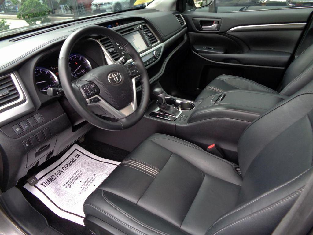 used 2018 Toyota Highlander car, priced at $25,995