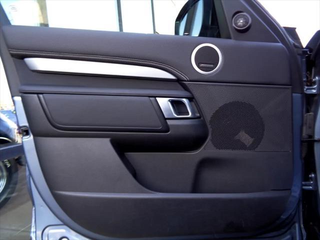 used 2022 Land Rover Discovery car, priced at $39,995