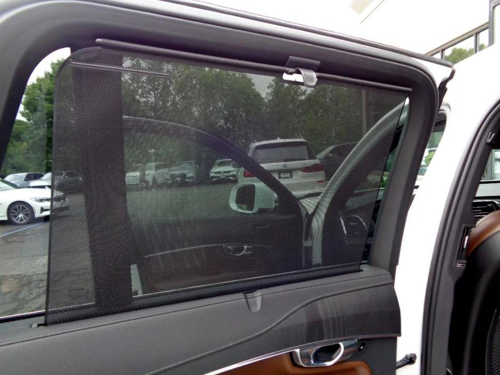 used 2022 Volvo XC90 car, priced at $43,595