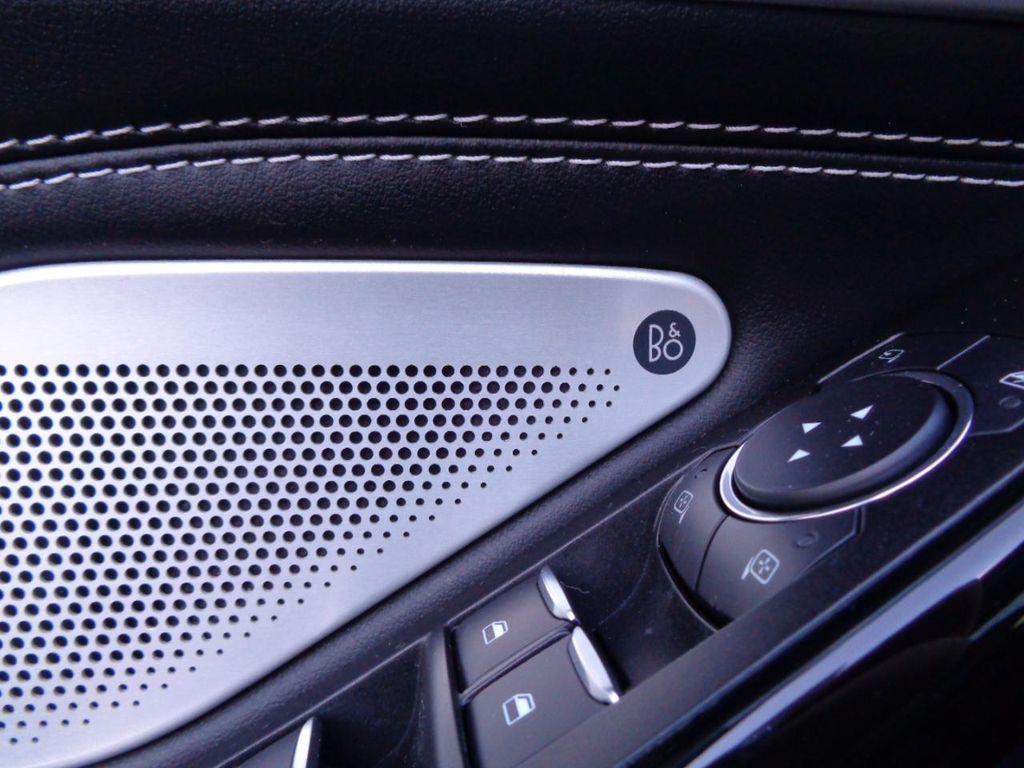 used 2022 Ford Explorer car, priced at $39,895