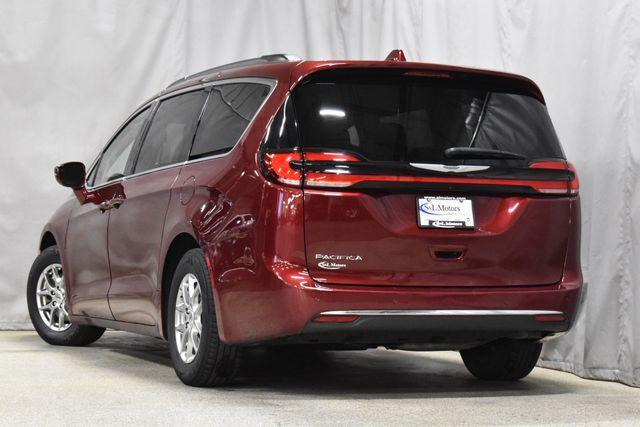 used 2021 Chrysler Pacifica car, priced at $20,995